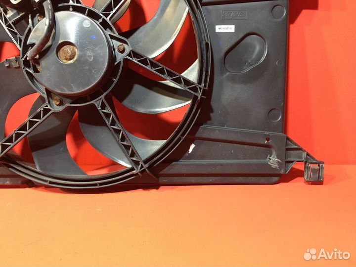 Вентилятор охлаждения двигателя Ford Focus 2 shda