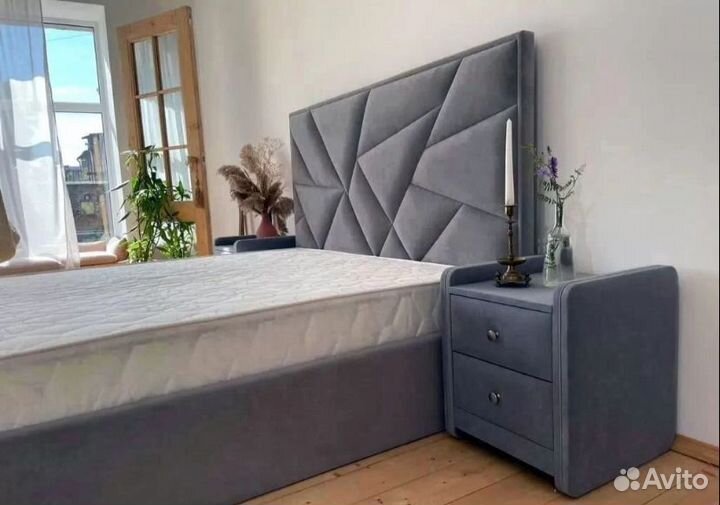 Кровать двухспальная