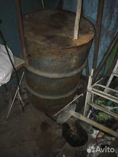 Бочка металлическая 200л Бордюр поребрик