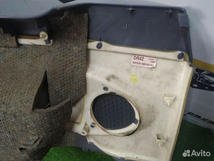 Обшивка двери Toyota Estima