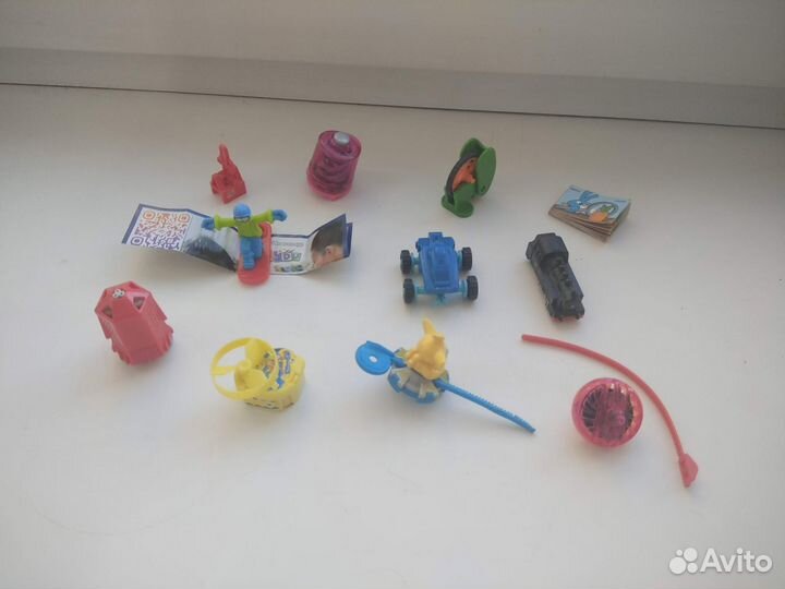 Игрушки из Киндер-сюрприз Часть 1