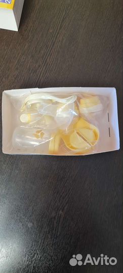 Молокоотсос medela ручной