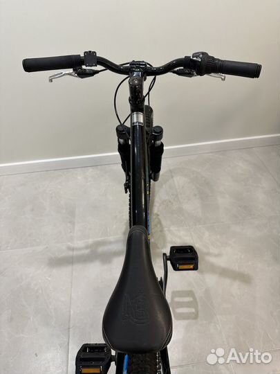 Горный MTB ведосипед Mongoose fireball 2013