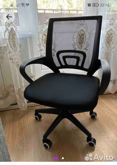Компьютерное кресло