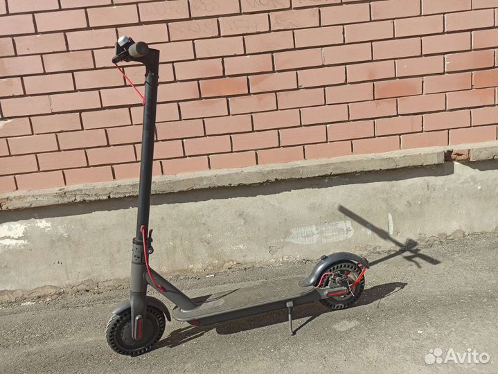 Электросамокат, аналог Xiaomi M365 pro