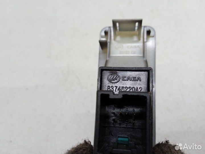 Кнопка стеклоподъемника Lifan X60 1.8 2017