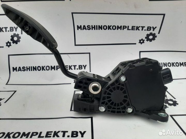 Педаль газа Toyota Land Cruiser 300 V35afts 2021