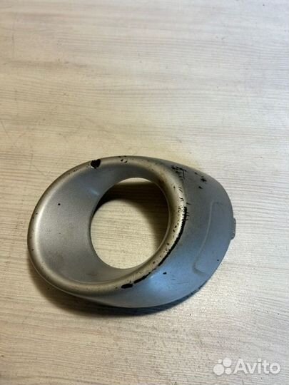 Накладка птф левая Mitsubishi Outlander