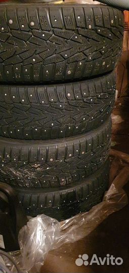 Nokian Tyres Hakkapeliitta 7 205/60 R16