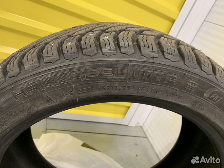 Nokian Tyres Hakkapeliitta 9 225/45 R18