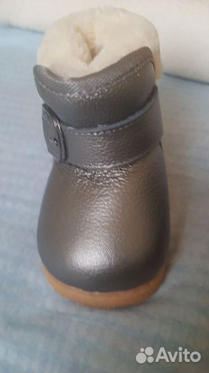 Ботинки зимние для девочки новые