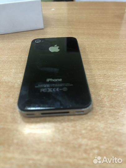 iPhone 4, 16 ГБ