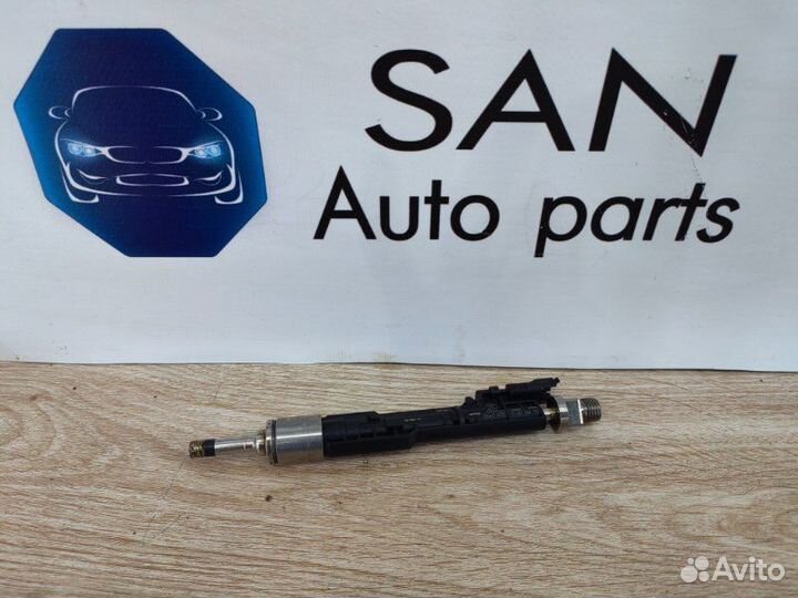 Форсунка топливная Bmw 3 F30 N20B20 2013