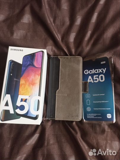 Samsung Galaxy A50, 4/64 ГБ