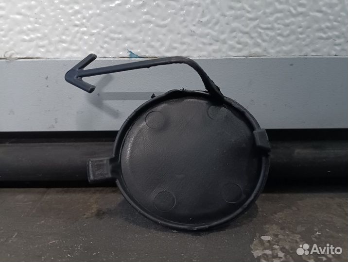 Заглушка буксировочного крюка Skoda Fabia