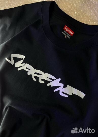 Футболка supreme