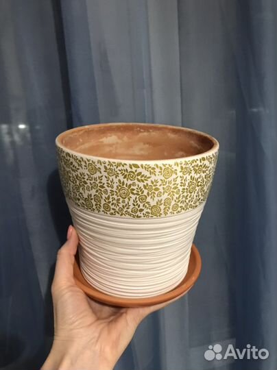 Кашпо для цветов