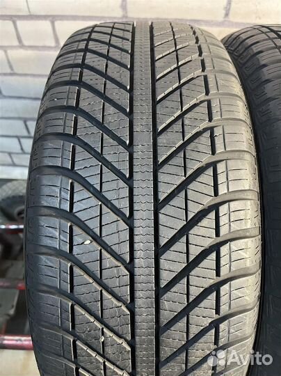 Goodyear Vector 4Seasons 205/50 R17 89V