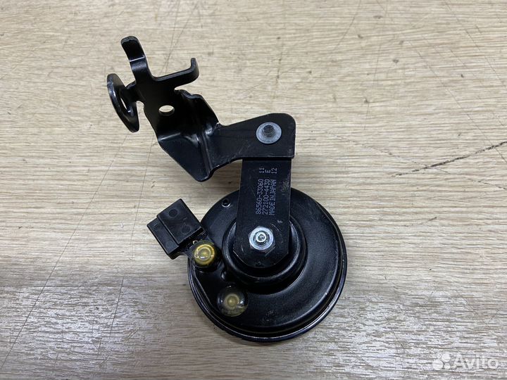 Звуковой сигнал (гудок) Toyota Camry