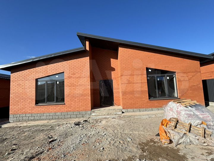 Дом 220 м² на участке 4,5 сот.