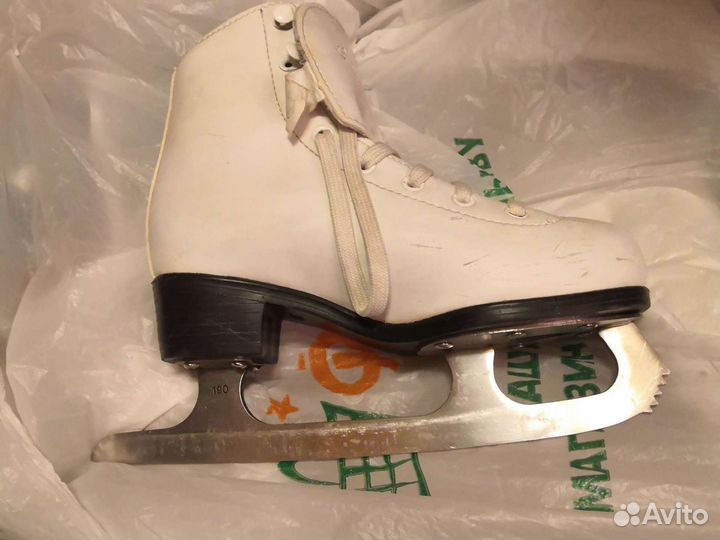Коньки для девочки размер 29