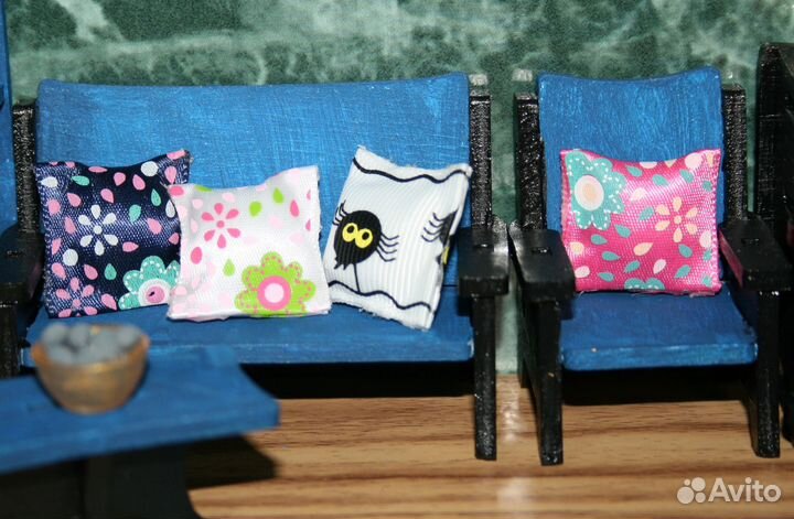 Набор кукольной мебели 1:12 