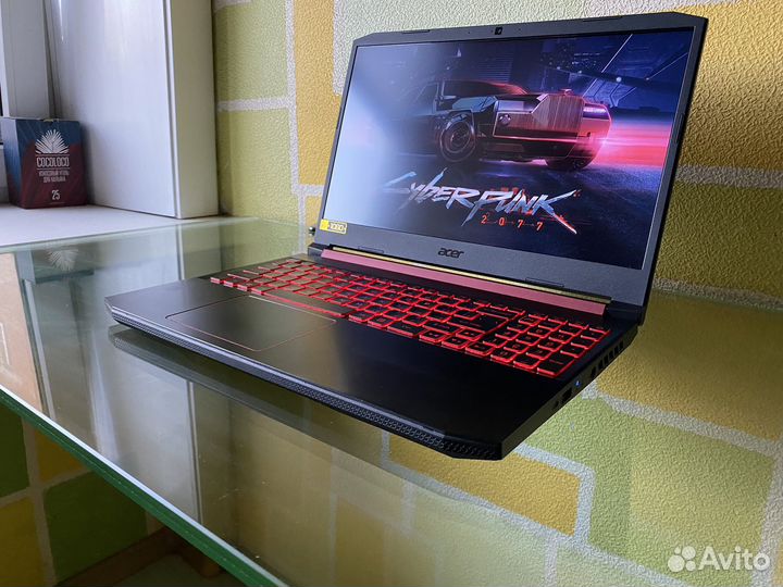 Acer Nitro V / Core i5-8300H / GTX 1050
