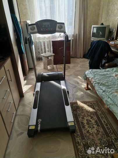 Беговая дорожка larsen