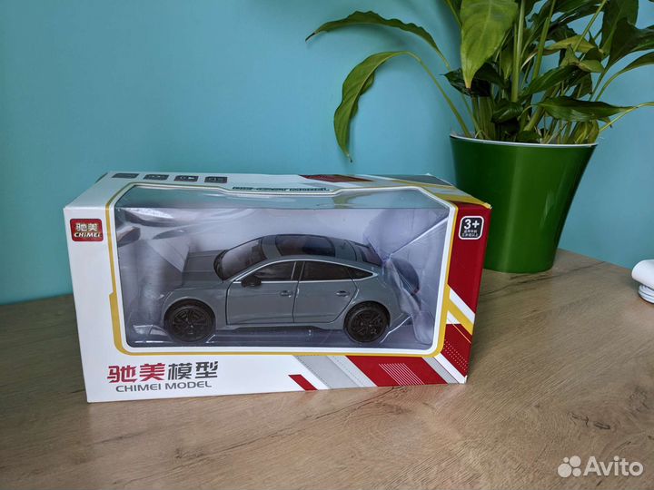 Модель автомобиля Audi RS 7 Sportback металл