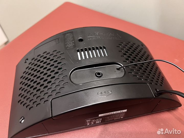 Радиочасы Vitek VT-6603