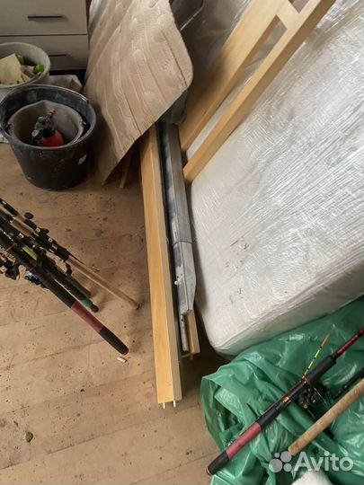 Двуспальная кровать с матрасом бу Икея