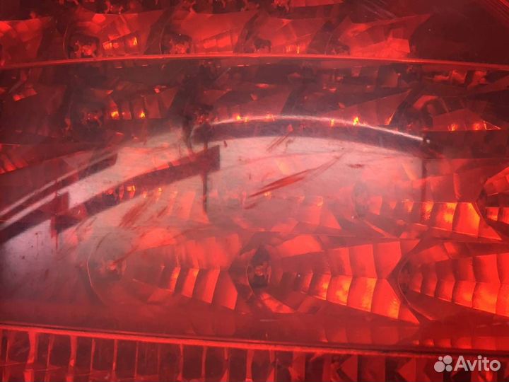 Фонарь задний наружный левый BMW 7-Series E65,E66