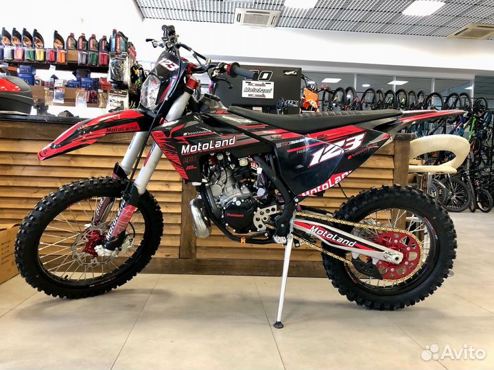 Мотоцикл Кросс Motoland XT 250 ST 1E66MM 2-stroke