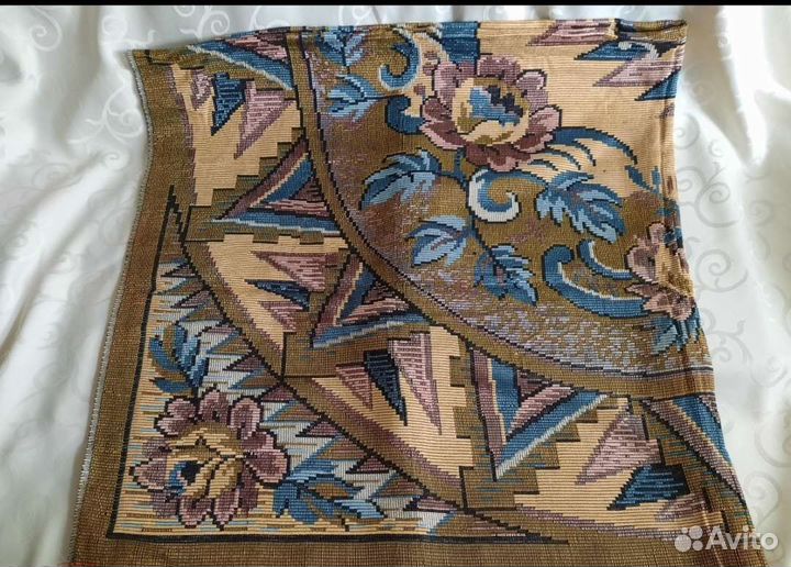 Скатерть гобеленовая 140х145 см