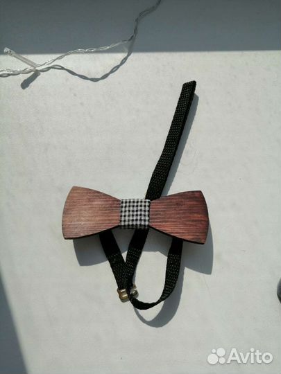 Галстук бабочка деревянная
