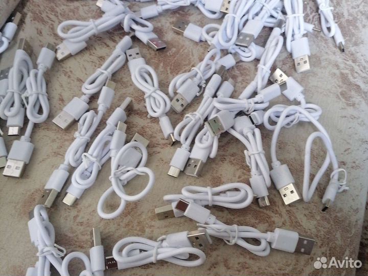 Шнур для зарядки телефона