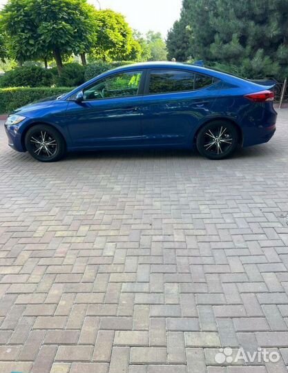 Hyundai Elantra 2.0 AT, 2018, 71 348 км