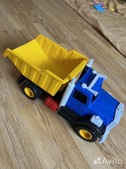 Грузовик новый большой