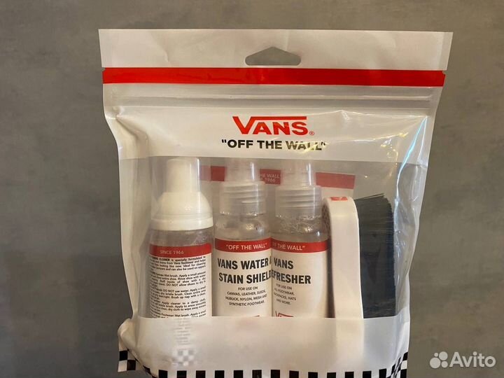 Дорожный набор для чистки обуви vans