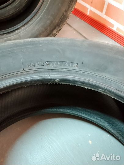 Bridgestone Blizzak Ice 215/65