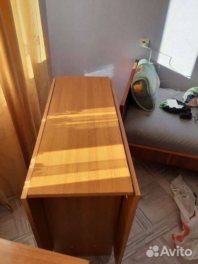 Стол хорошем состоянии