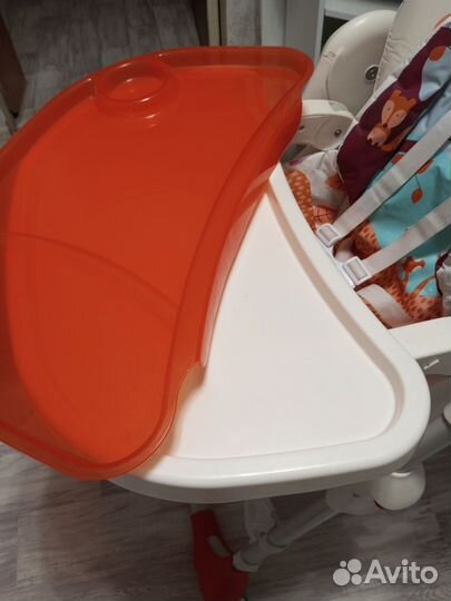 Стульчик для кормления babyton tasty red