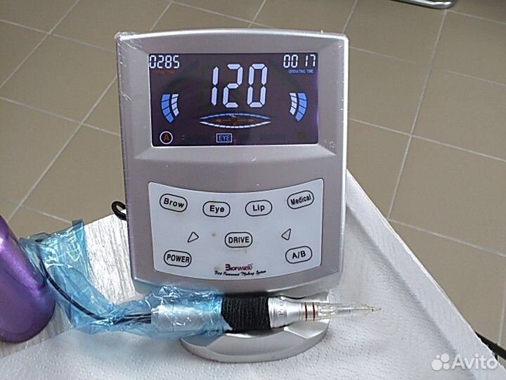 Машинка для перманентного макияжа Biomaser t100