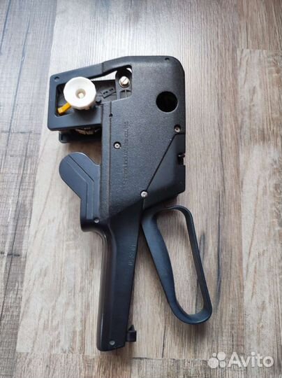 Пистолет для этикеток