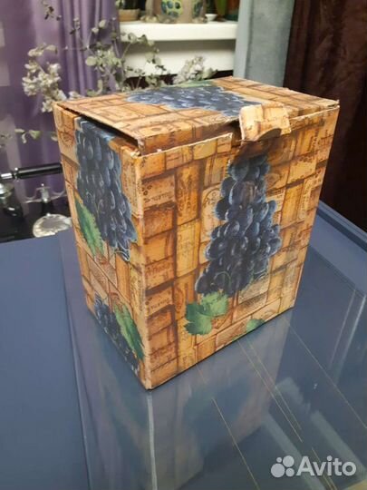 Подарочные коробки