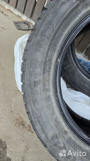 Nokian Tyres Hakkapeliitta 7 235/55 R17 103T