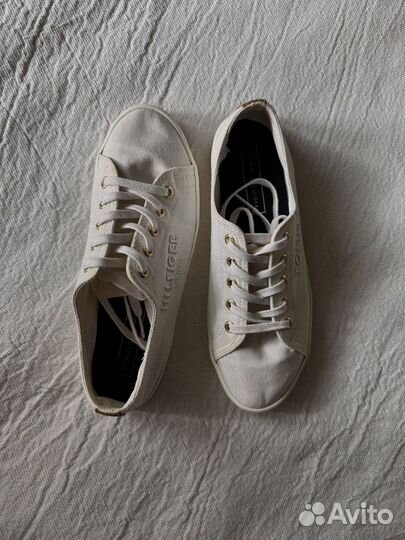 Tommy hilfiger кеды женские 38