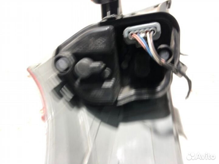 Фонарь задний правый Renault Megane 3 хэтчбек M4R