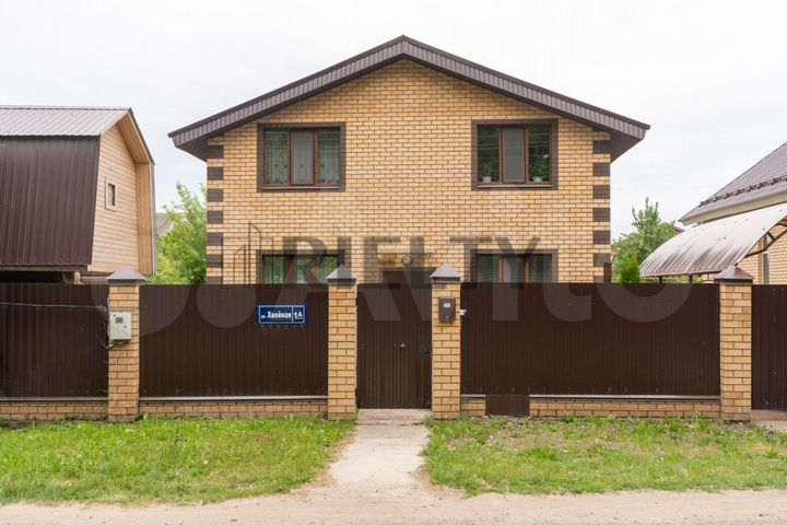 Коттедж 162,5 м² на участке 4 сот.