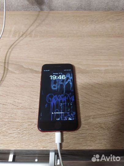 Мобильные телефоны бу iPhone8